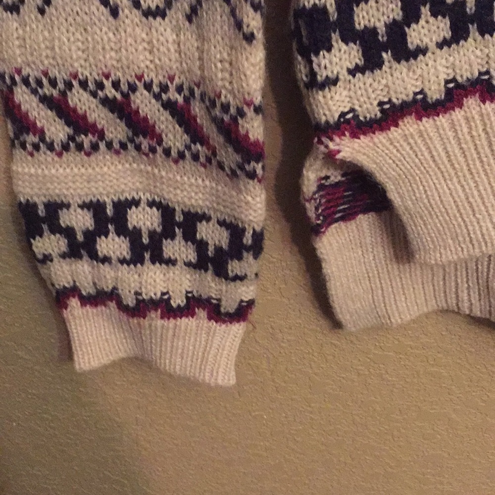 🍁PINK ROSE🍁 sweater size s - Picture 3 of 5